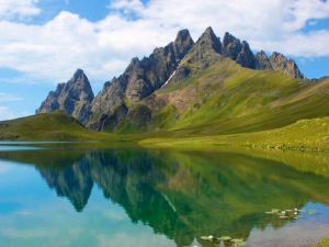 Tobawartschchili See. Landschaft